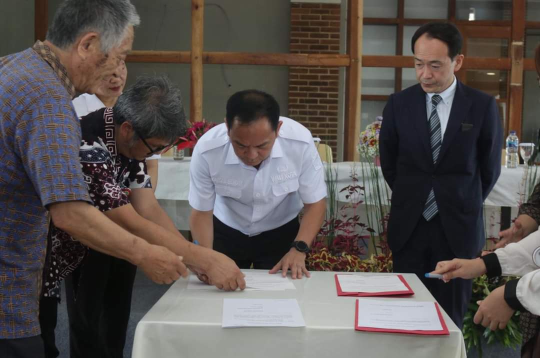 Caroll Teken Kerja Sama Dengan Walikota Minamiboso