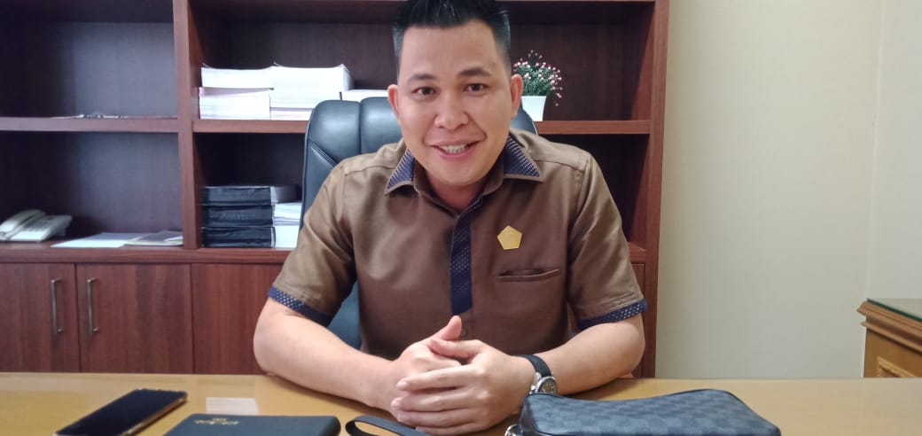 Kepsek SMA Negeri 1 Tomohon Langgar Etika, DPRD Sulut Desak Berikan Sanksi