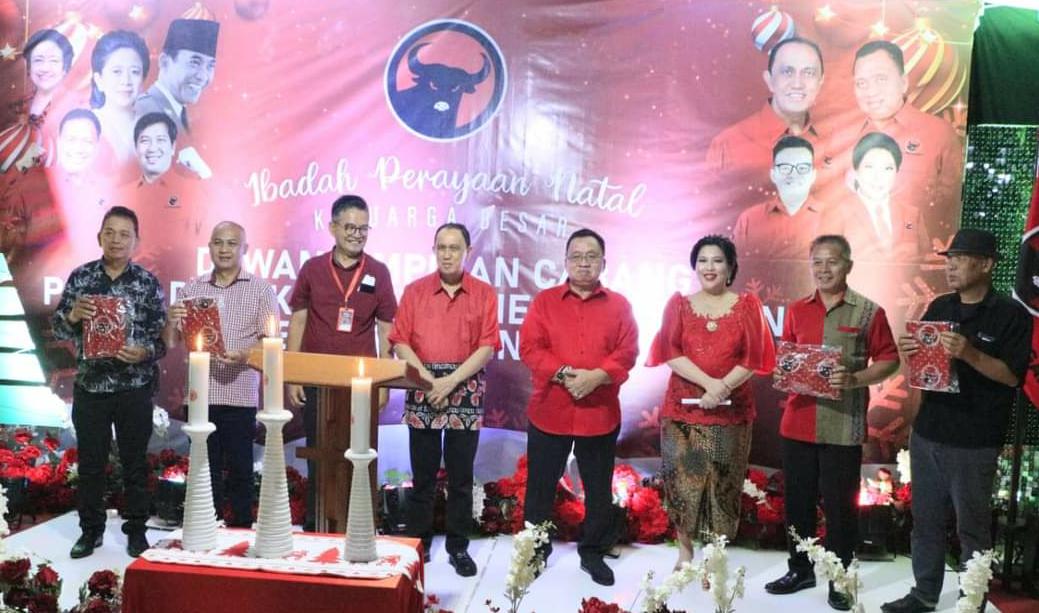 Natal DPC PDI-P Minahasa, Dondokambey Minta Bangun Kebersamaan