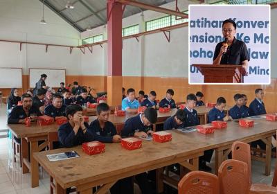 Guru dan Siswa Konversikan Kendaraan BBM Jadi Motor Listrik